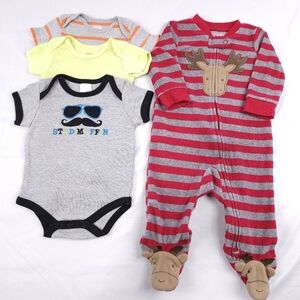 Carter's Bundle of 1 Fleece Sleeper & 3 Onesies Size 3-6 Months